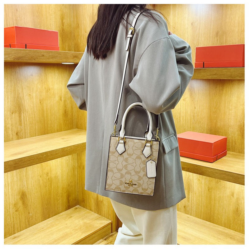 Retro mini crossbody bag, high – Women'S Bags Cross Body recenzja i cena