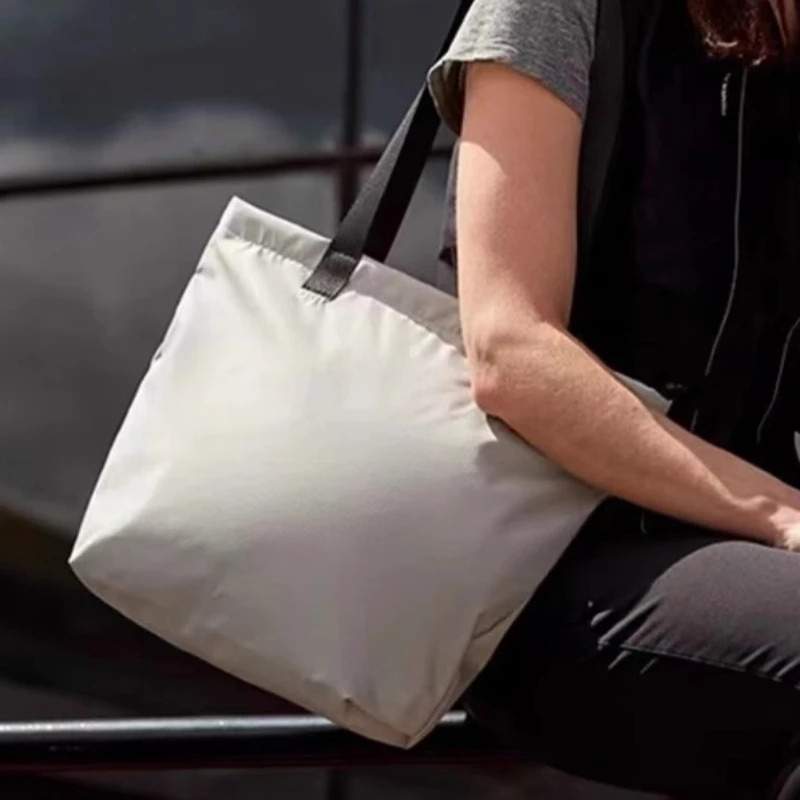 Lite Tote 15L Ultra-lightweigh – Women Bags Premium Brands recenzja i cena